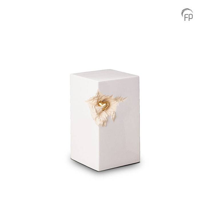 KU 016 M Ceramic medium urn