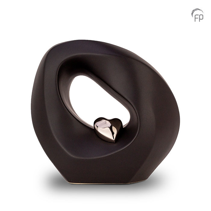 KU 040 M Ceramic medium urn